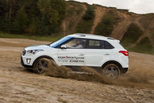 Обновлённый «француз» против грозы кроссоверов: Renault Kaptur 2020 и Hyundai Creta сравнили на тест-драйве