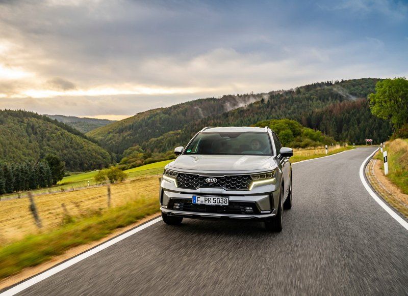 Kia объявила о переносе старта продаж Sorento с дизельным двигателем — Российская газета