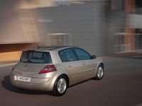 LADA Sfera: «АвтоВАЗ» выпустит «народный» хэтчбек на базе Renault Megane — мнение